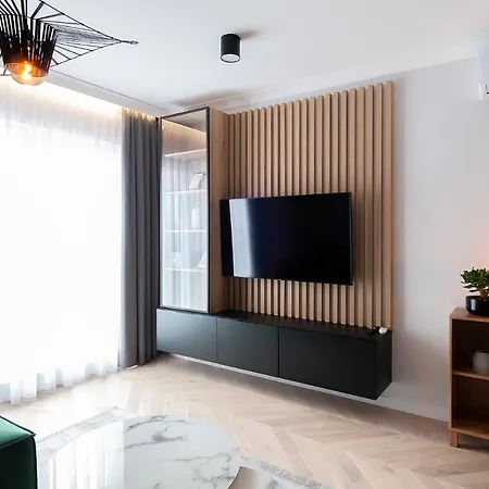 Komfortowy Apartament W Centrum Miasta.
