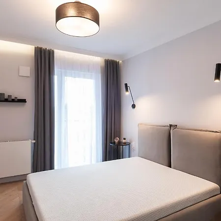 Komfortowy Apartament W Centrum Miasta. Apartment *